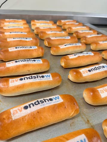 Worstenbroodjes met uw eetbaar bedrijfslogo, v.a. €100, Horecabenodigdheden