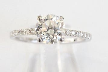 Verlovingsring - 14 karaat Witgoud - 1.17ct. tw. Diamant