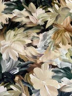 Exclusieve stof van puur linnen. Stilleven met bloemen in