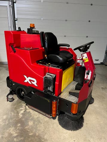 Factorycat XR veeg/schrobmachine voor industrie en logistiek, Verzenden, Gebruikt, Schrobmachine