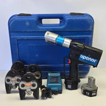 Uponor Perstang Incl Accus + lader + Persbekken In Koffer, Ophalen of Verzenden, Nieuw