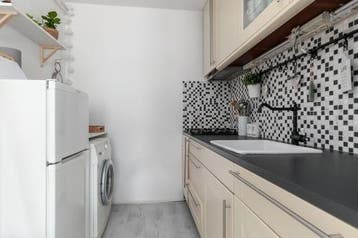 Te Huur 3 Kamer Appartement Vrijheidslaan In Leiden, Huizen en Kamers, Huizen te huur, Direct bij eigenaar, Leiden, Appartement