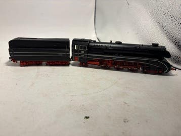 Märklin H0 - 37080 - Stoomlocomotief met tender (1) - BR 10, Nieuw