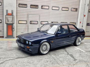 kk-scale 1:18 - Modelauto - BMW E30 325i Mtech II Coupe -, Nieuw