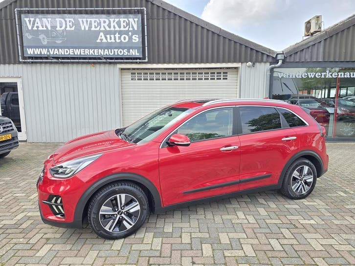 Zakelijke Lease |  Kia Niro 1.6 GDi Hybrid ExecutiveLine AUT, Auto's, Kia, Dealer onderhouden, Lease, Zwart, Automaat, SUV of Terreinwagen