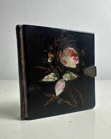 Sieradendoos - Papier-maché - Een libretto uit de