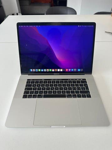 Apple MacBook Pro 15 Touch Bar (2016) | i7 2.6GHz | 16GB, Nieuw