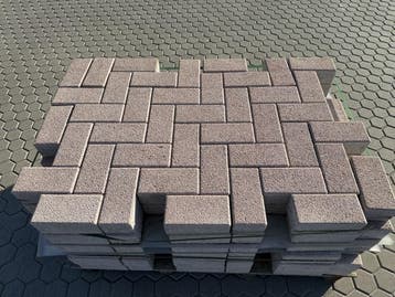 Veiling - 32 M2 Betonsteen Klinkerformaat Met Facet 21x10,5x, Nieuw