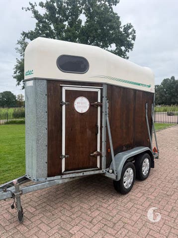 Leuke Atec 1,5 paards Paardentrailer!, Ophalen, Zo goed als nieuw, Hout, 1½-paards trailer