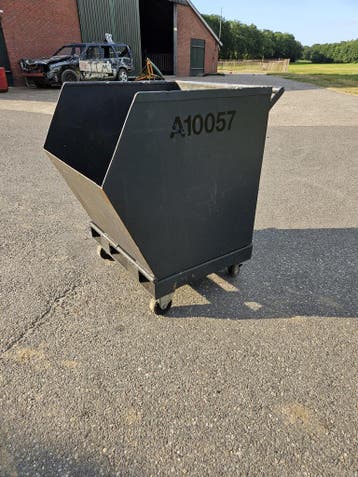 Kiepbak kantelbak spanenbak heftruck 300 liter, Voorzetapparatuur