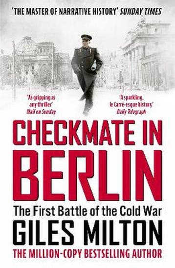 Checkmate in Berlin - Giles Milton 9781529393170, Verzenden, Gelezen, Giles Milton