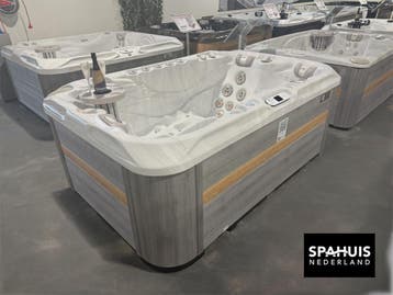 Nieuw - Passion spa Sensation Luxe 3-persoons met speakers, Nieuw, Pomp
