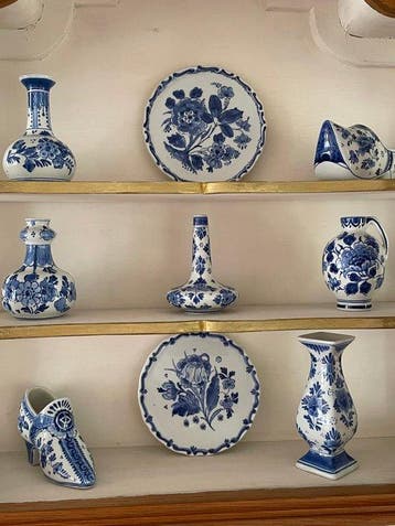 Decoratief ornament - De Porceleyne Fles, Delft - Nederland