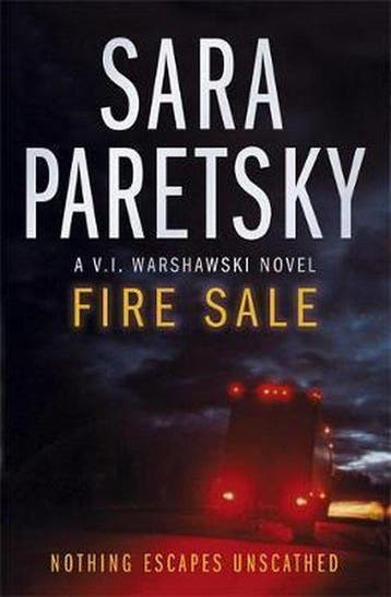 Fire Sale - Sara Paretsky 9780340839096, Verzenden, Gelezen, Sara Paretsky