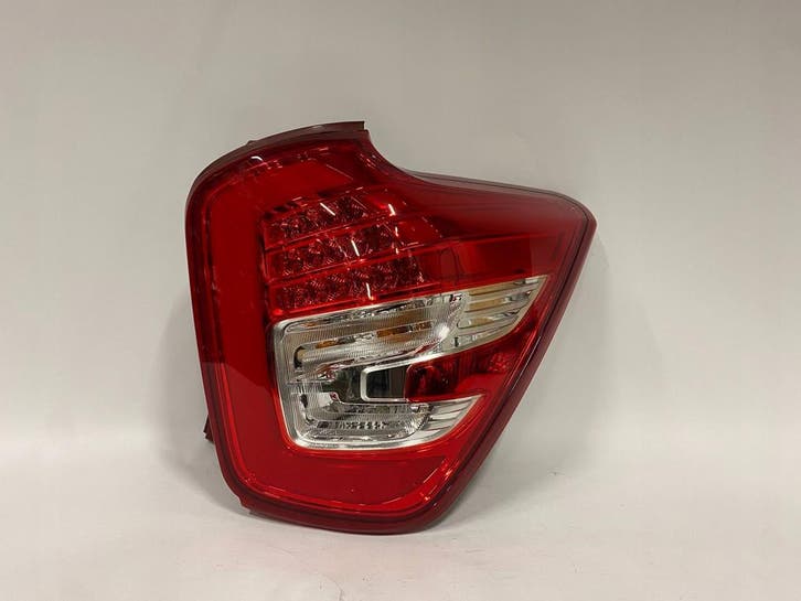 SsangYong TIVOLI XLV 16-21 rechter achterlicht LED, Auto-onderdelen, Verlichting, Gebruikt, Verzenden