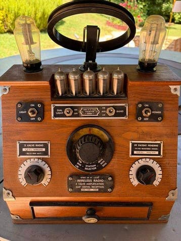 SPIRIT OF ST LOUIS - radio lampe spirit of st Louis Radio, Nieuw