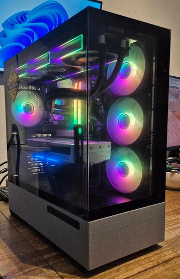 Ryzen 7 7800x3d / RTX5070ti / 32GB / 2TB m.2 / W11 /Garantie, Computers en Software, Desktop Pc's, PC Zuid, AMD Ryzen 7 7800x3d