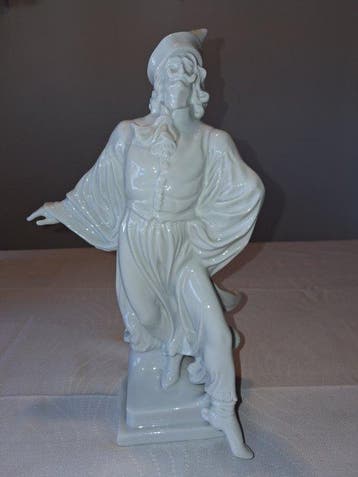 Herend - Figuur - Hungarian Folk Dancer – Model 5491 –