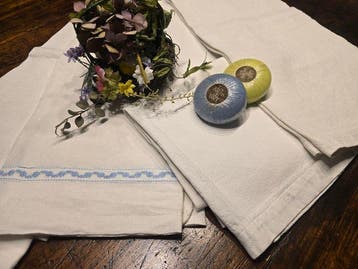 Handdoek (4) - 120 cm - 70 cm - Antieke uitzet