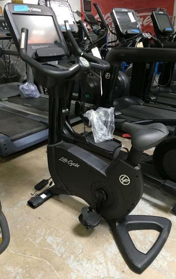 LIFE FITNESS Upright Bike Discover OPHEF hometrainer / bike, Nieuw, Benen