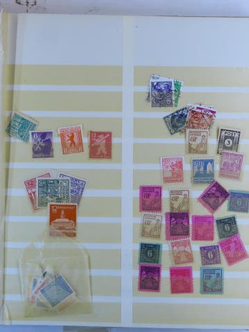 DDR Russische Zone mooi kavel in boek, Ophalen of Verzenden