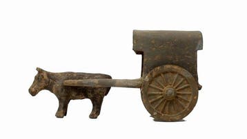 Oud-Chinees, Han-dynastie Terracotta Een grote, geschilderde