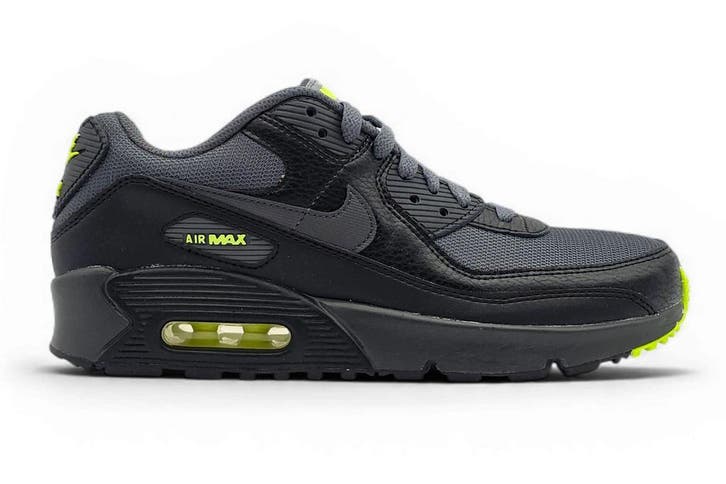 Nike Air Max 90 GS | Next Nature Black Volt | 40, Kleding | Heren, Schoenen, Overige kleuren, Nieuw, Sneakers of Gympen, Ophalen of Verzenden