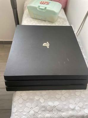 Sony - Playstation 4 (PS4) - Ps4 pro 1tb + controller + Fifa, Nieuw