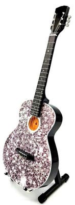 Miniatuur replica Taylor Acoustic gitaar - Taylor Swift, Verzamelen, Ophalen of Verzenden, Nieuw, Pop, Beeldje of Miniatuur