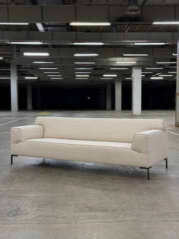 Design on Stock Bloq | Ecru | 4-zits |, 250 tot 300 cm, 75 tot 100 cm, Ophalen of Verzenden, Zo goed als nieuw