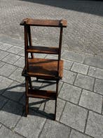 Trapje - bibliotheekstoel / trapstoel (metamorphic chair) -