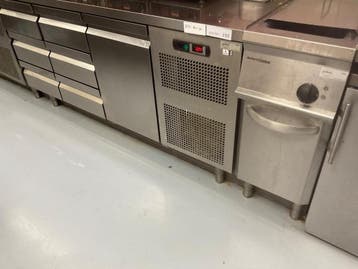 Online veiling: TMMG 3008, RVS koelwerkbank en Friteuse, Nieuw in verpakking