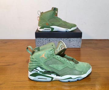 NIKE JORDAN MVP Sky J - Light Olive/Bright Mandarin - Suede, Nieuw