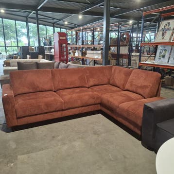 Hoekbank 275x210 cm, Rood, 2026, Nieuw