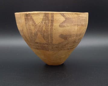 Indus Vallei Terracotta Beker met geometrische decor - 75 mm