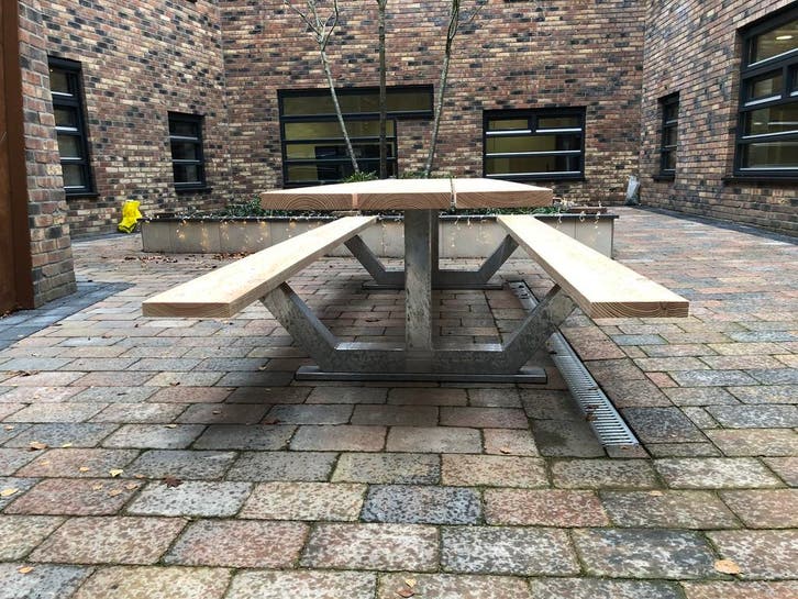 Tuintafel Anker, voorraadopruiming 2025 , op=op., Tuin en Terras, Picknicktafels, Rechthoekig, Nieuw, Staal, Ophalen