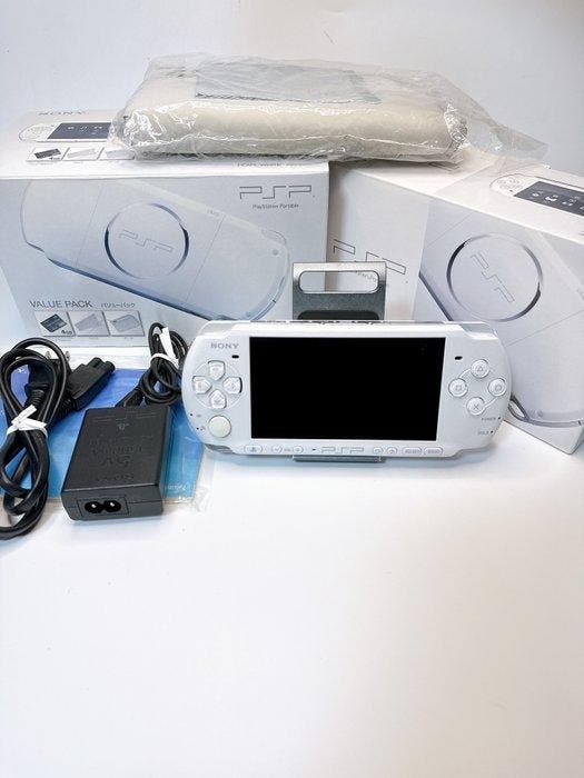 Sony - Sony PSP-3000 Pearl White Value Pack Complete Boxed, Spelcomputers en Games, Spelcomputers | Overige Accessoires