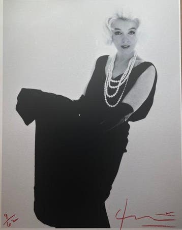 Bert Stern (1929–2013) - Famous Marilyn Monroe Swinging The