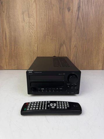 NAD - C-715 - CD Player Solid state stereo receiver, Audio, Tv en Foto, Nieuw