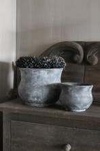Stenen pot Flared Grey/black 19 x 15 cm, Huis en Inrichting, Woonaccessoires | Vazen, Ophalen of Verzenden, Nieuw