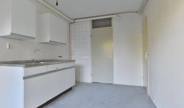 Te Huur Studio Theresiastraat In Den Haag, 20 tot 35 m², Den Haag