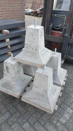 Extra Zware Betonpoeren met voet M24 of 4xM12  Aanbieding !!, Doe-het-zelf en Verbouw, IJzerwaren en Bevestigingsmiddelen, Ophalen