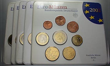 5 x 3,88 Euro,munten set 1 Cent-2 Euro 2002 A,d,f,g,j Dui..., Postzegels en Munten, Munten | Europa | Euromunten, Verzenden