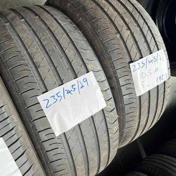 2 x Dunlop 235-45-19 Zomerbanden 5mm, 19 inch, Gebruikt, Ophalen of Verzenden, 235 mm
