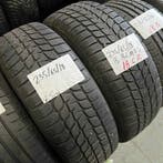 2 x Bridgestone Blizzak LM-25 235-65-18 Winterbanden 7,5mm, 18 inch, Gebruikt, 235 mm, Band(en)