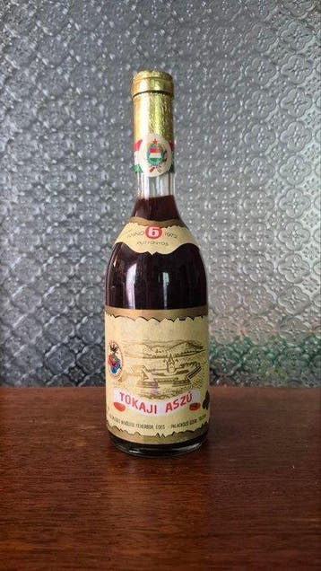 1972 Tokaji Aszú - Tokaj 6 Puttonyos - 1 Jennie (0,5 L), Nieuw