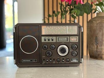 Grundig - Satellit 1400 Professional Multi-Band Portable, Nieuw