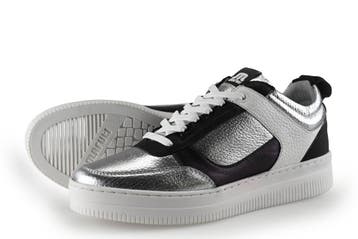 Maruti Sneakers in maat 38 Zilver, Kleding | Dames, Schoenen, Overige kleuren, Verzenden, Maruti, Sneakers of Gympen