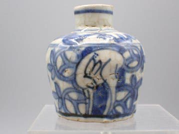 Vaas - Porselein - China - Wanli (1573-1619) (Zonder