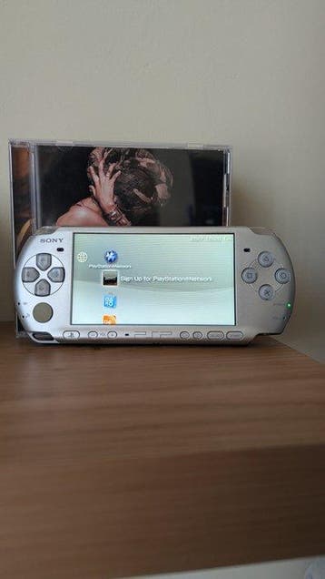 Sony - Playstation Portable (PSP) - Silver PSP - Handheld, Spelcomputers en Games, Nieuw